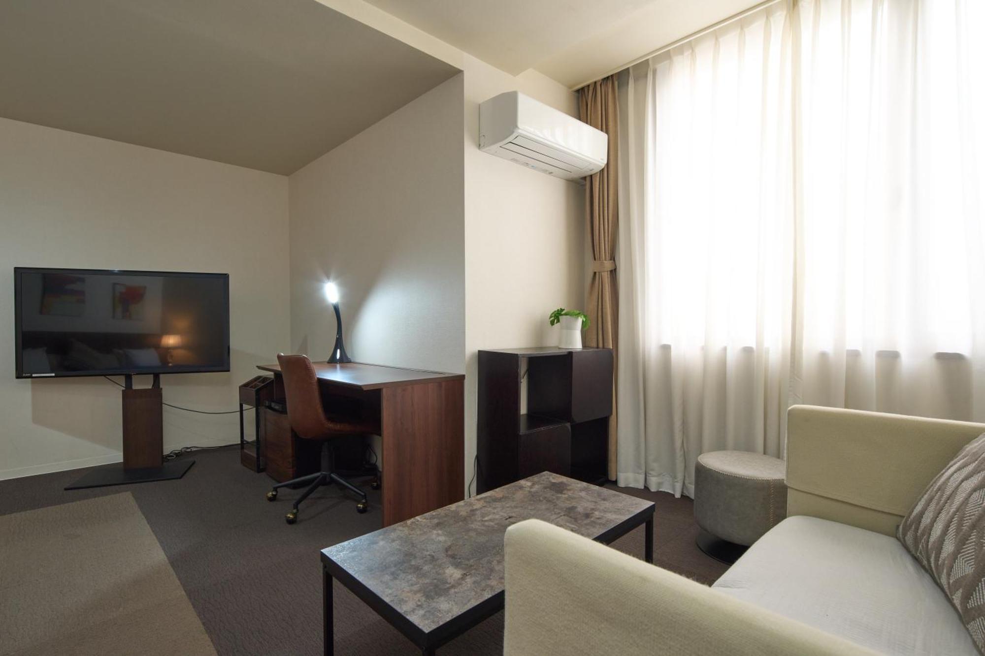 Hotel Tohkai Ацуґі Екстер'єр фото