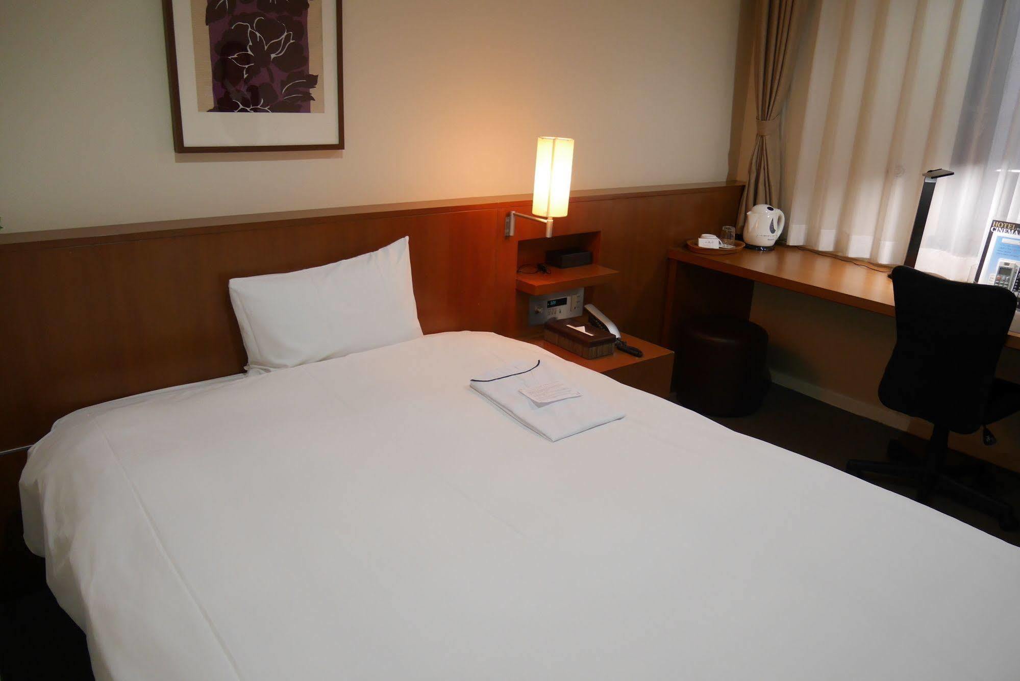 Hotel Tohkai Ацуґі Екстер'єр фото